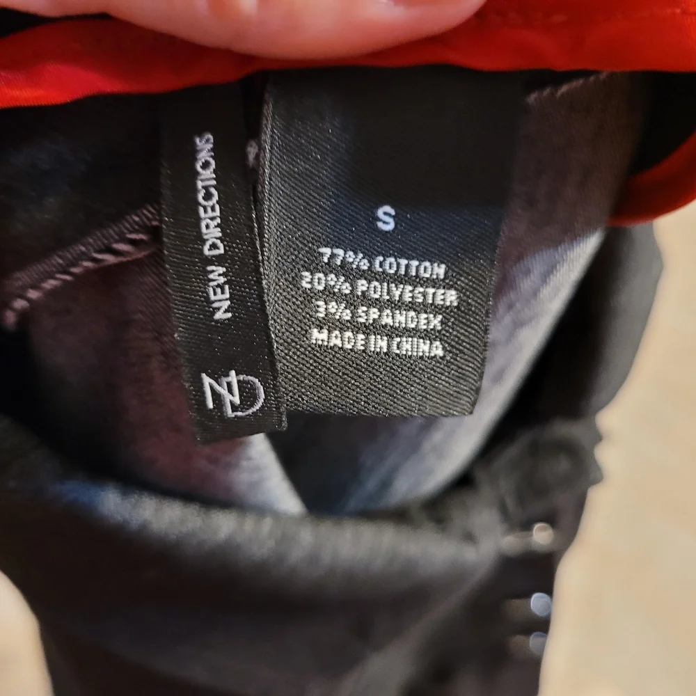 New Directions Small Womens Jacket - Picture 6 of 6